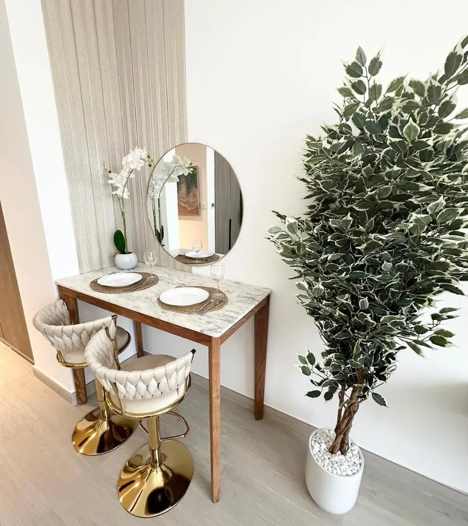 Apartment Charming Studio For Rent Dubai