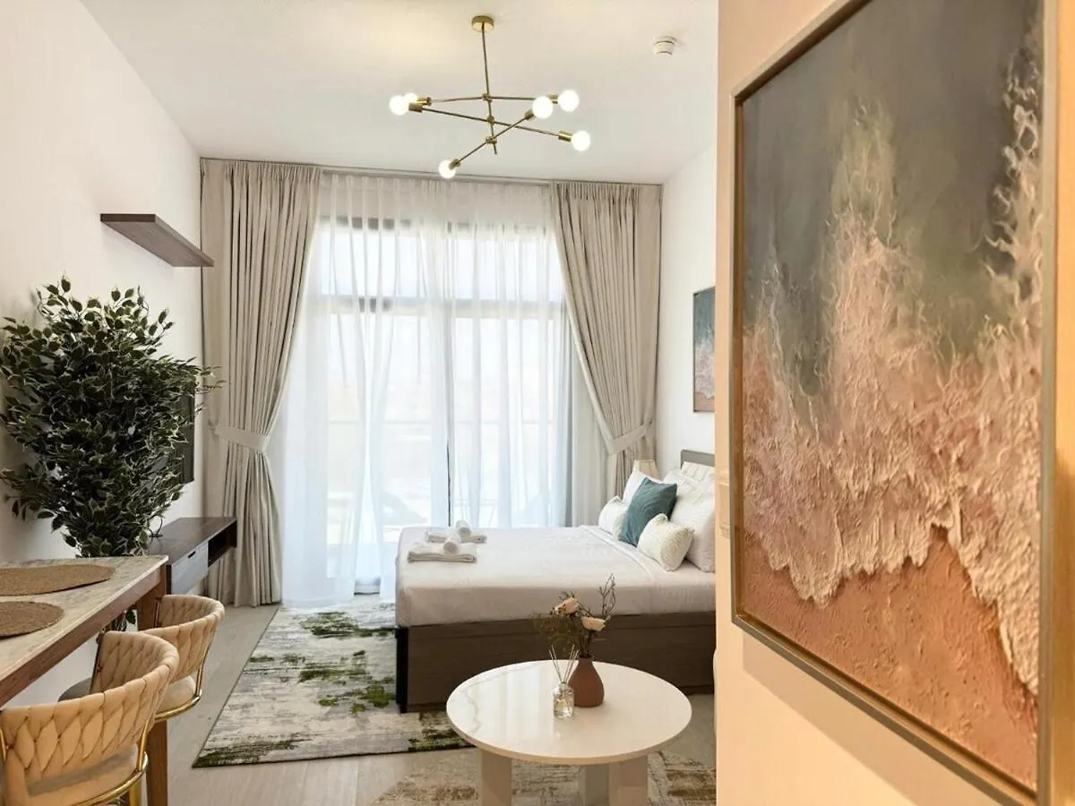 Charming Studio For Rent Dubai Apartment
