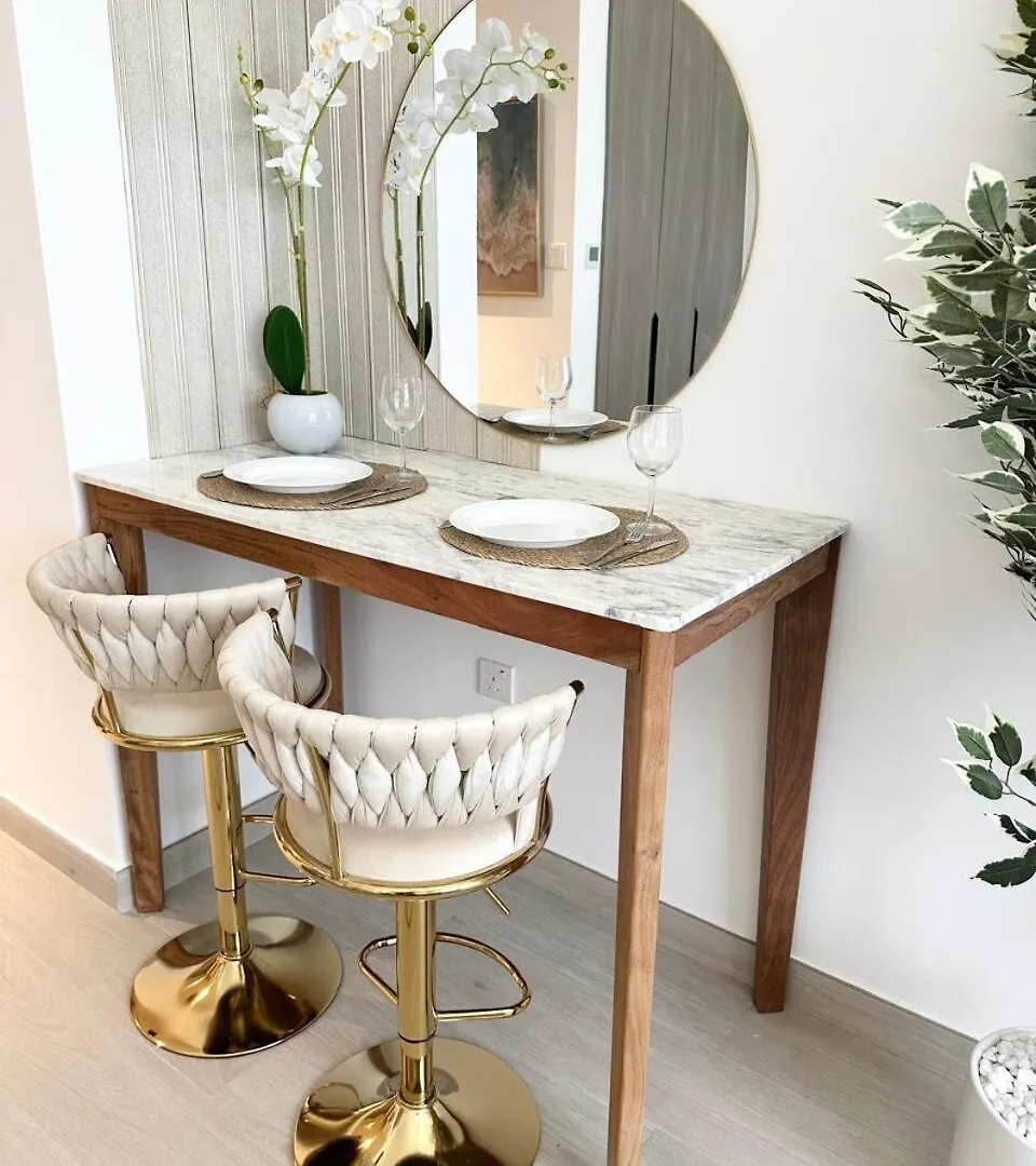 Apartment Charming Studio For Rent Dubai