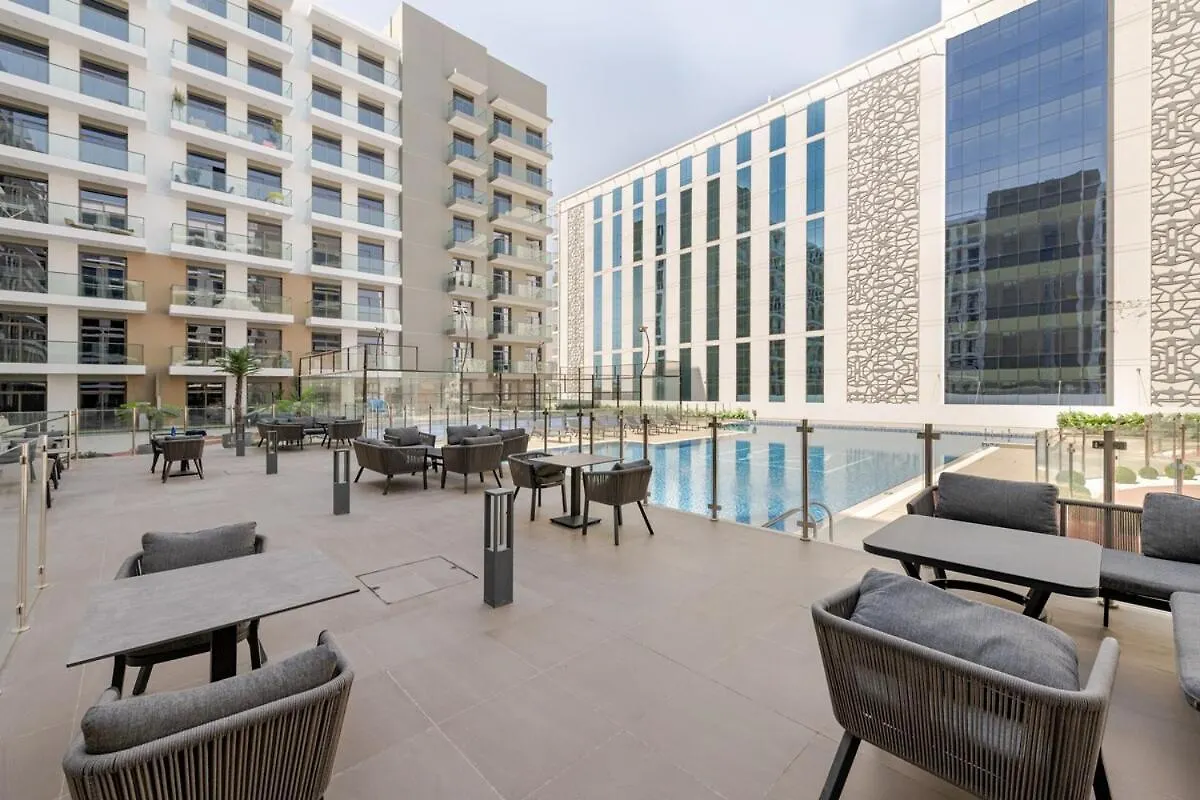 Charming Studio For Rent Dubai 0*,